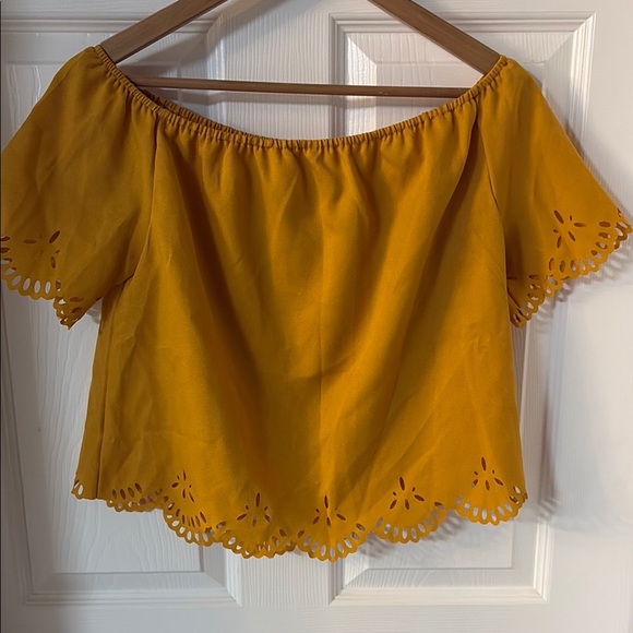 Yellow Off-Shoulder Eyelet Top - Picture 2 of 2
